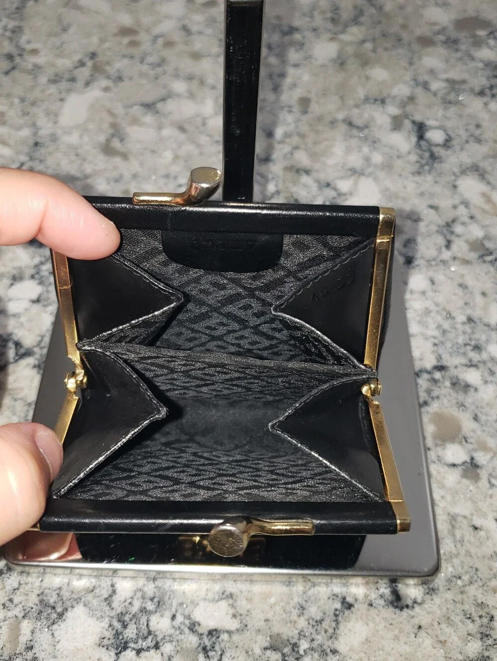 Bally Vintage Kisslock Coin Purse Black Leather Mini Wallet Clasp Pouch